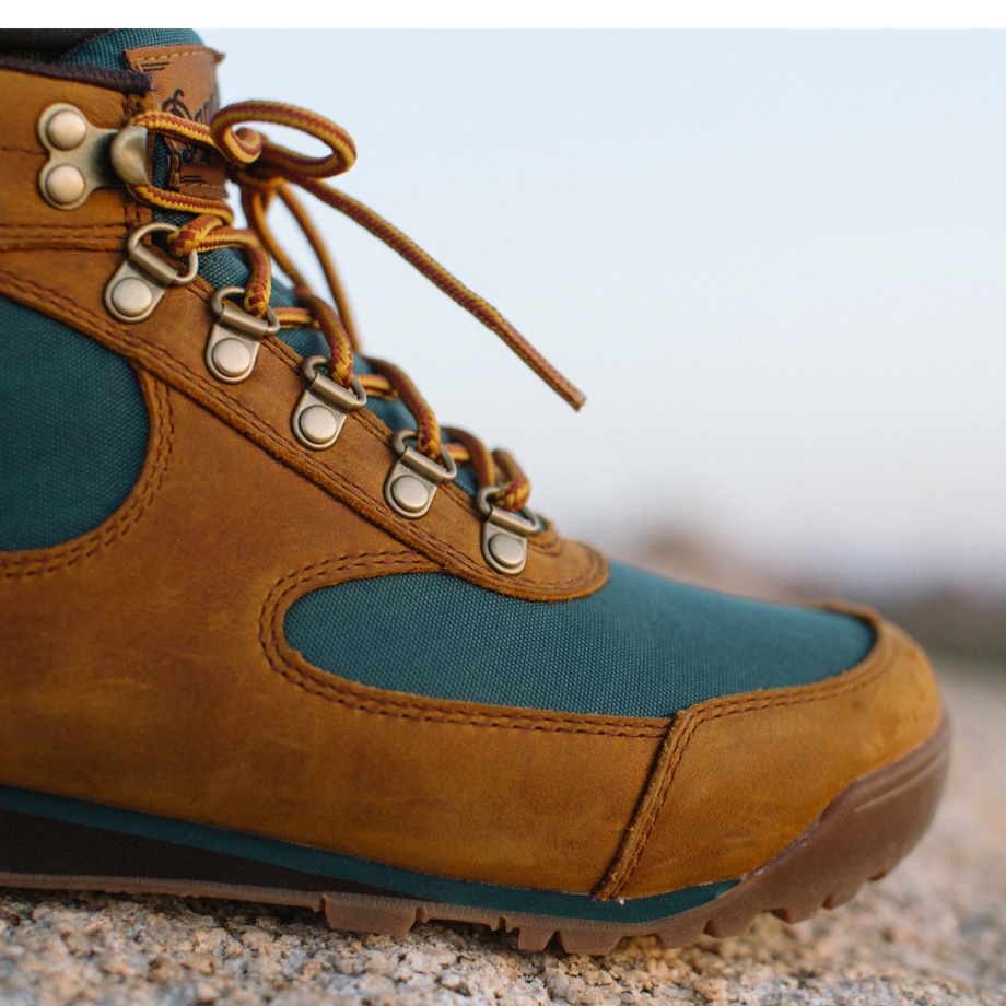 Danner Women's Jag Distressed Brown/Deep Teal
