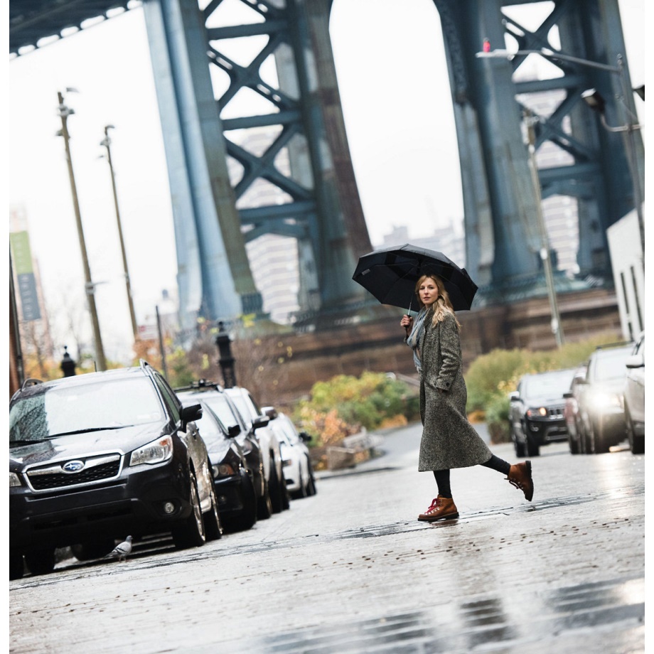 Women's Mountain Light Cascade Danner