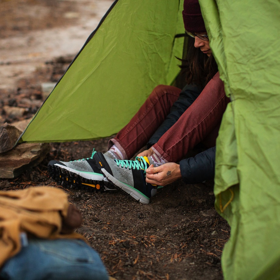 Women's Trail 2650 Gray/ Blue/Spectra Yellow Danner
